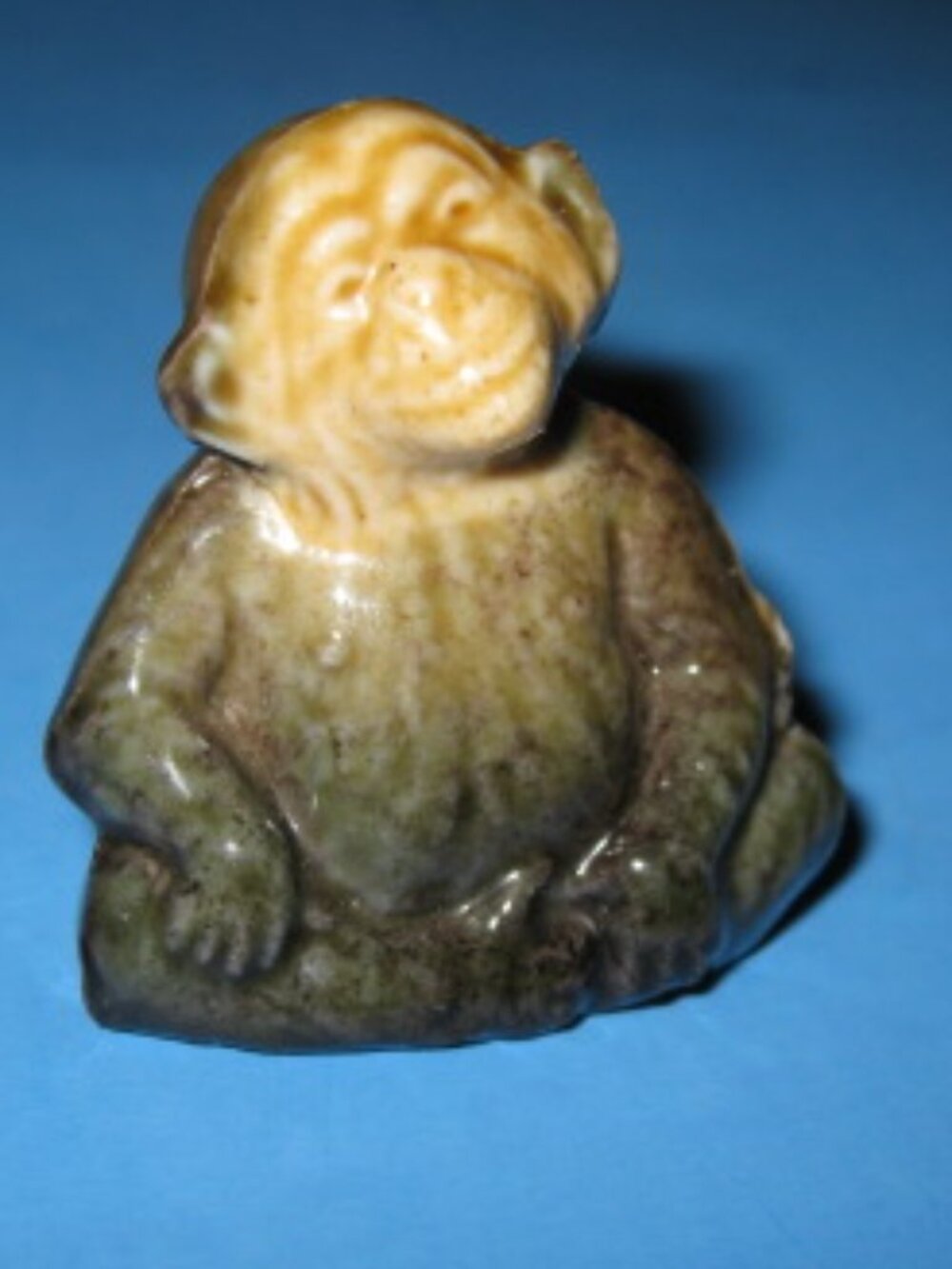 Chimpanzee Monkey Wade Red Rose Tea Figure Whimsie Animal